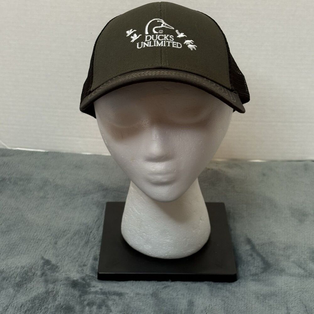 DUCKS UNLIMITED Black Mesh Hat Cap Adjustable Trucker Hat DU Hunting Hunter